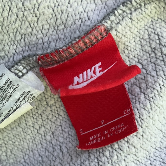 Nike Sweatpants - Picture 2 of 3